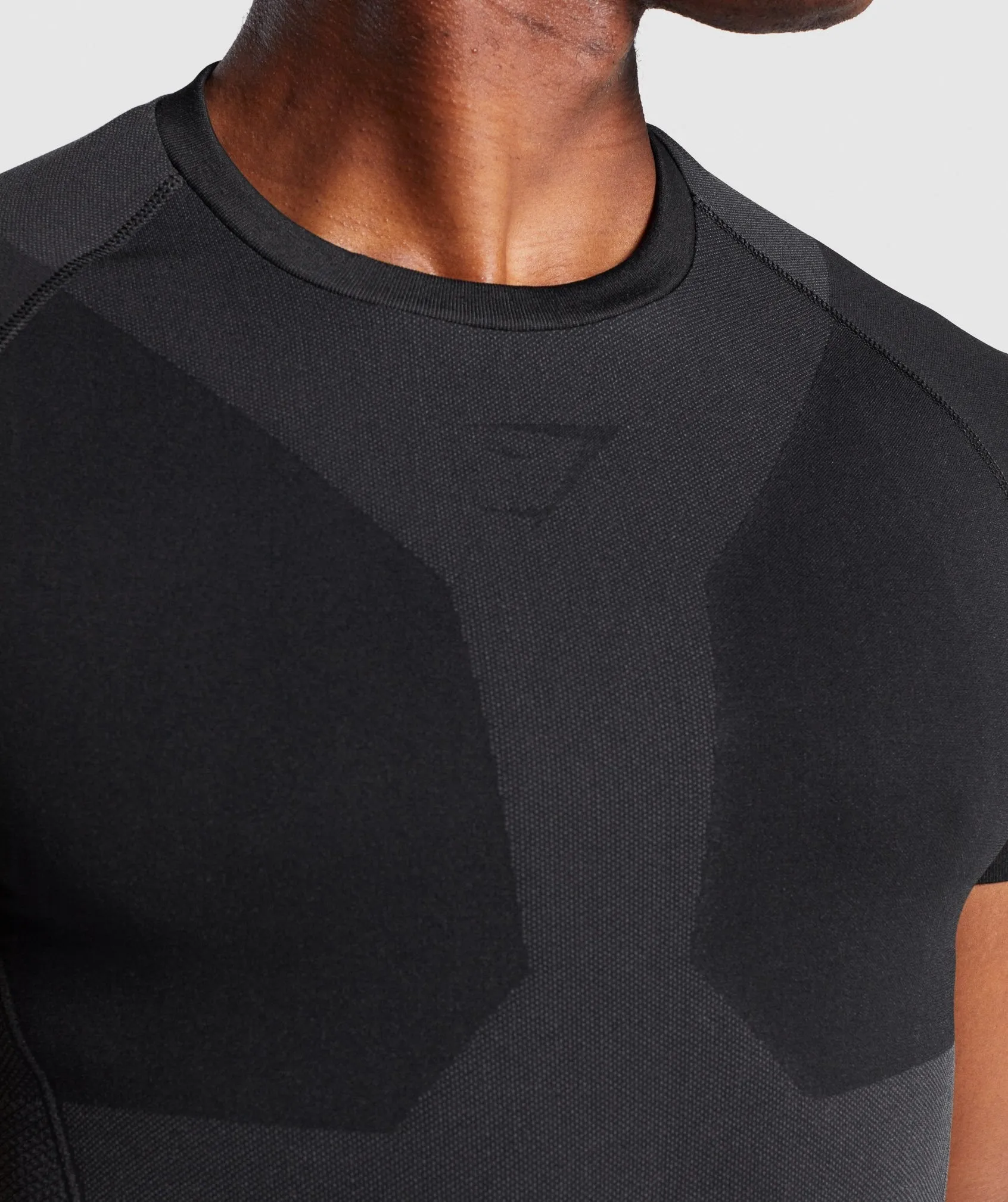Gymshark Free Force Seamless T-Shirt - Black