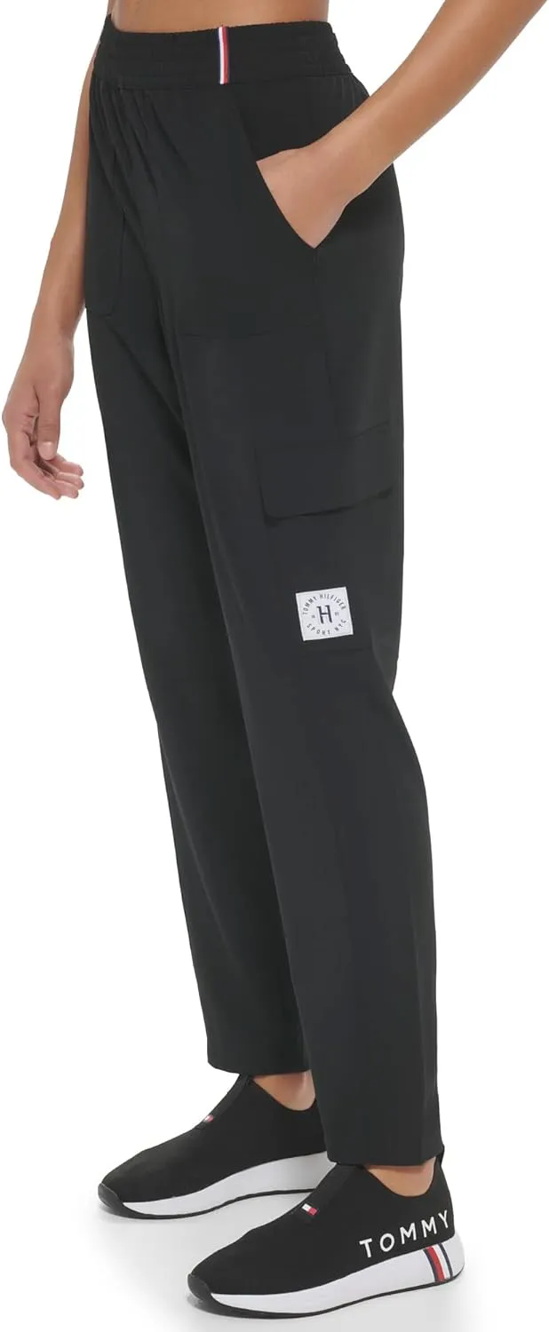 Tommy Hilfiger Women's Relaxed Fit Slant Pockets Luxe Street Active Fabric Cargo Pant
